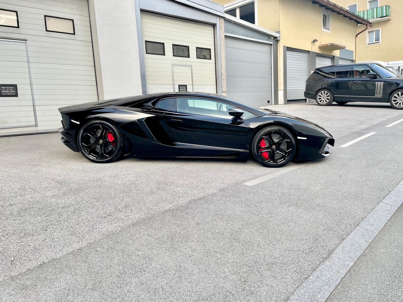 Lamborghini Aventador Seitenansicht